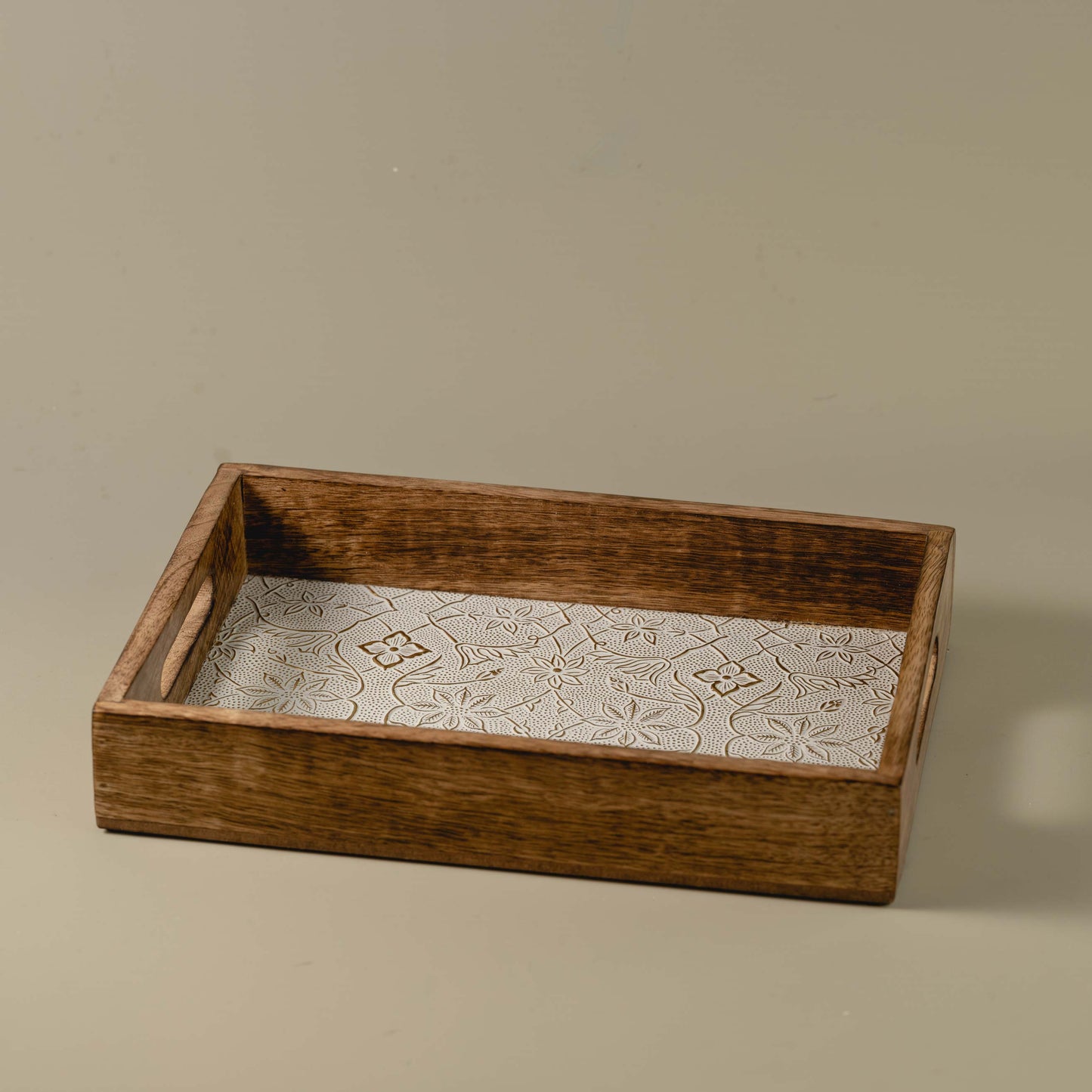 Gart - Rectangular wooden serving tray with metalwork