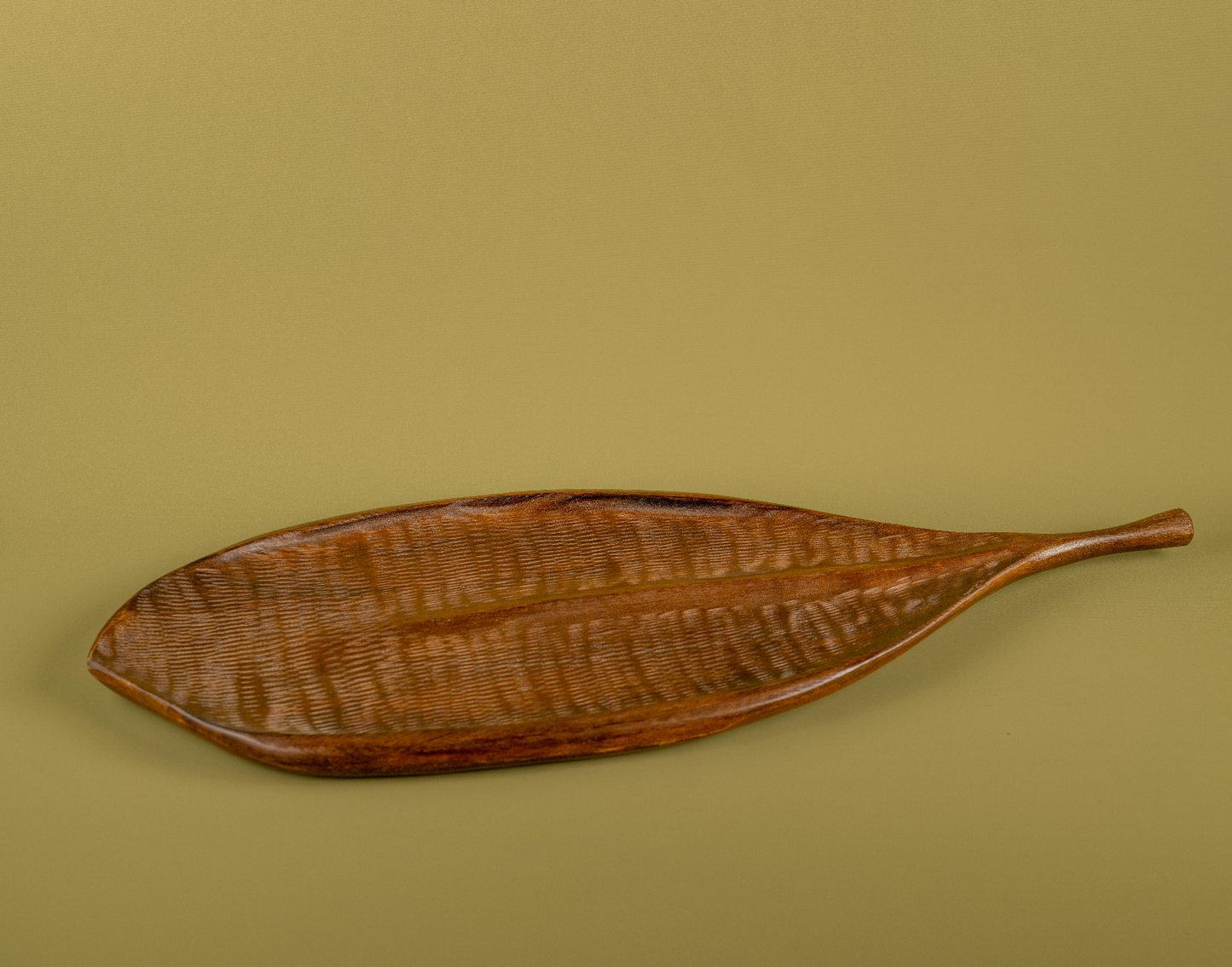 Panna - Decorative leaf-shaped platter