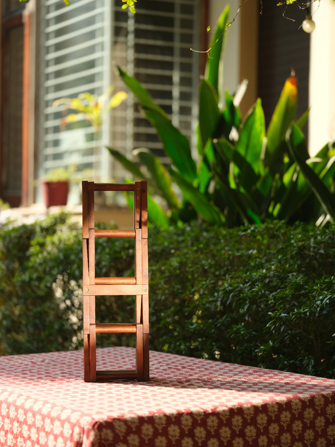 Tircha - Wooden foldable wine holder