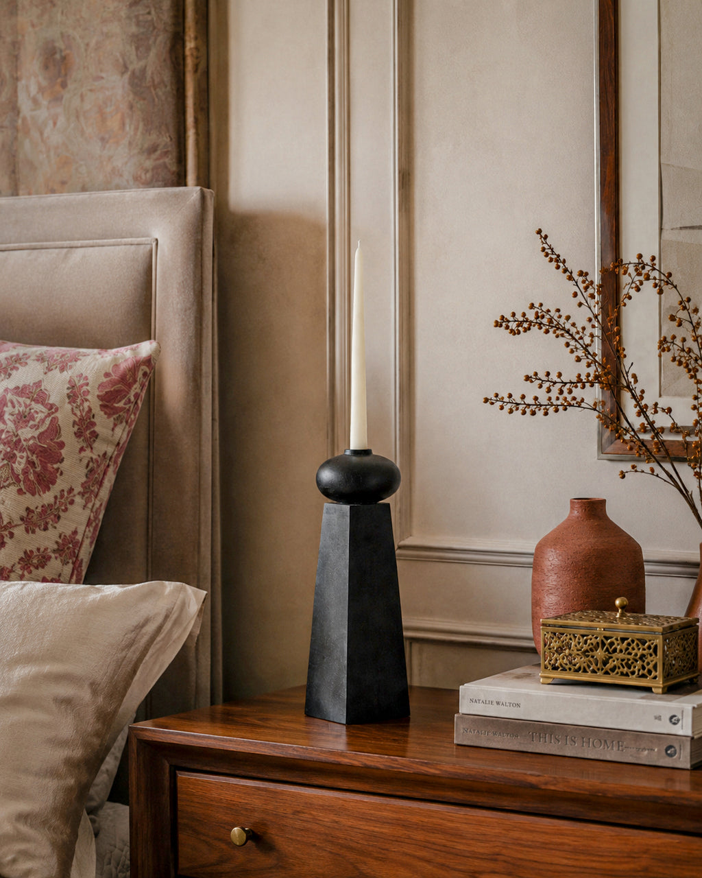 Aaroh Candle Stand