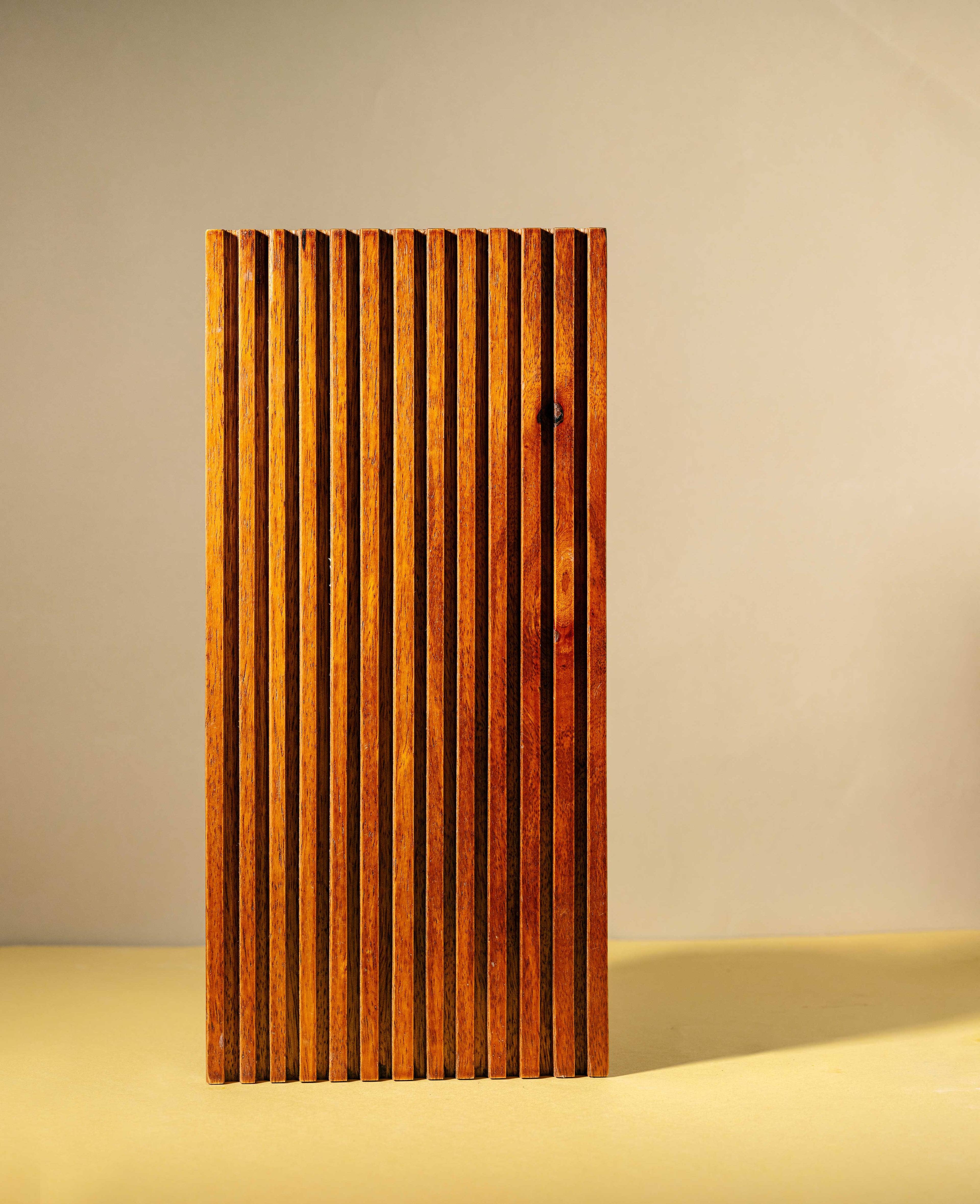Taarash - Set of 3 striped beautiful wooden platters