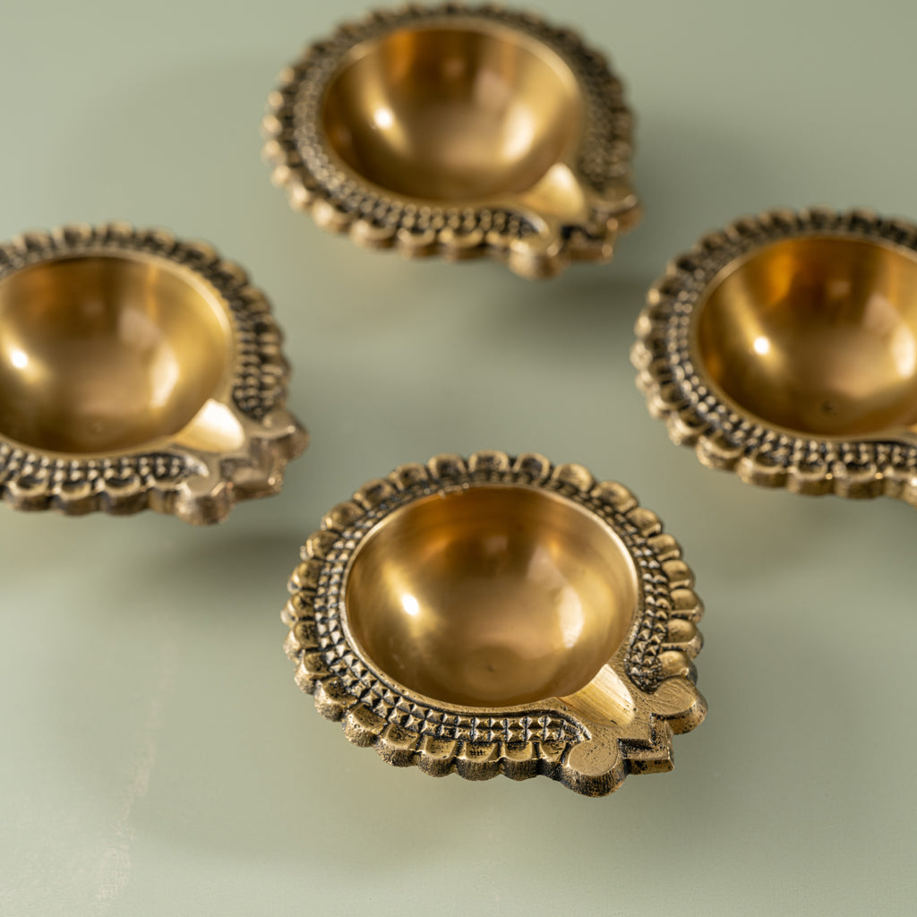 Deep - Set of 4 Intricately Carved Classic Brass Diyas