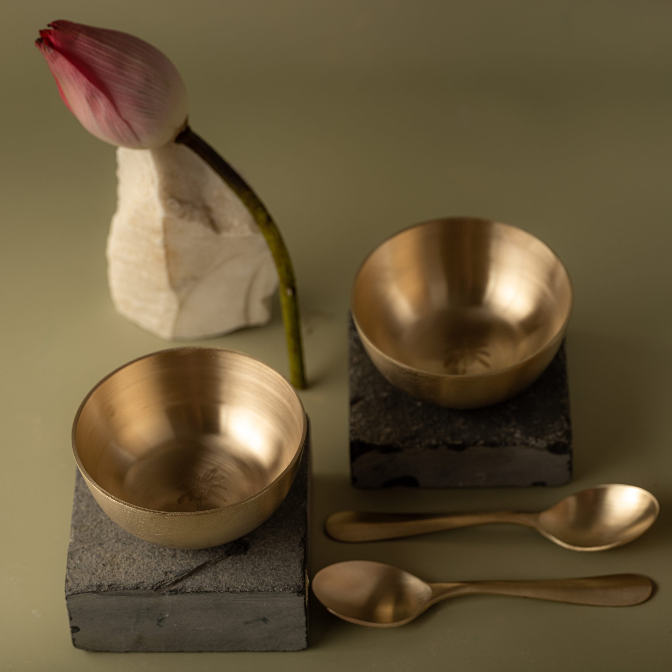 Gul - Bowls and spoons set with palm tree motif