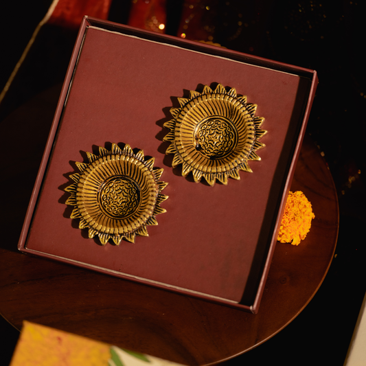 Surya Diya- Set of 2 surya shaped brass diya